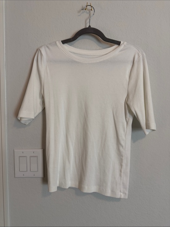 LOFT Tops - LOFT White Short Sleeve Crewneck Top